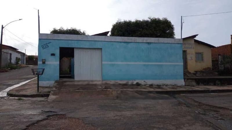 Foto 1 de 11: Casa em leilão em Caxias - MA, bairro Teso Duro — Casa 42m² com Terreno 250m² | Caxias-MA | Teso Duro - 2 Dormitórios e Amplo Terreno - Financiamento a partir de R$ 90mil