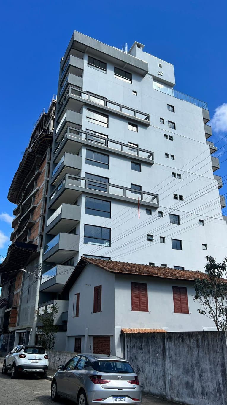 Foto 2 de 7: Apartamento em leilão em Balneário Piçarras - SC — Apartamento 1001 - Duplex - Ed Verona