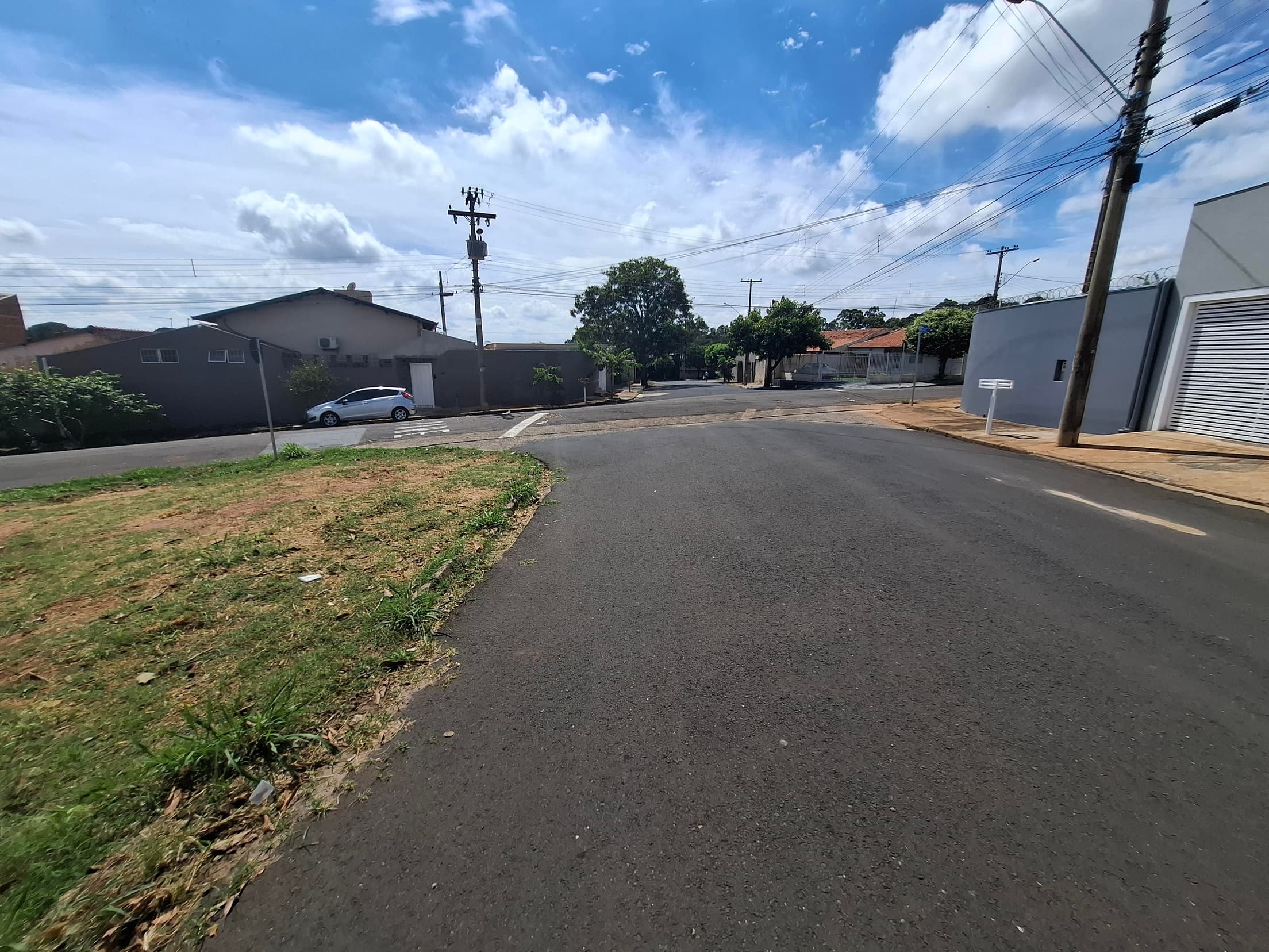 Foto 3 de 10: Terreno em leilão em Mirassol - SP — TERRENO DE ESQUINA COM 289m² NO PARQUE RESIDENCIAL CELINA DALUL, MIRASSOL/SP | MATRICULA 26.253