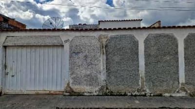 Foto 12 de 12: Casa em leilão em Cachoeira Paulista - SP, bairro Vila Carmem — Casa 110m² com Terreno 162m² | Cachoeira Paulista-SP | Vila Carmem - Com 3 Dormitórios e 2 Banheiros - Financiamento até 420 Meses!