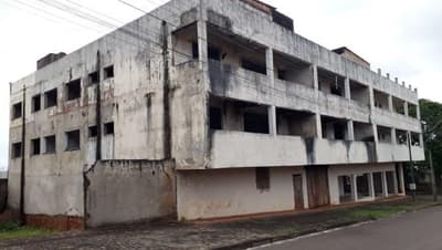 Foto 5 de 10: Comercial em leilão em Campo Mourão - PR — Prédio Inacabado com área de 2.220m², área total de 983,80m² - Campo Mourão/PR