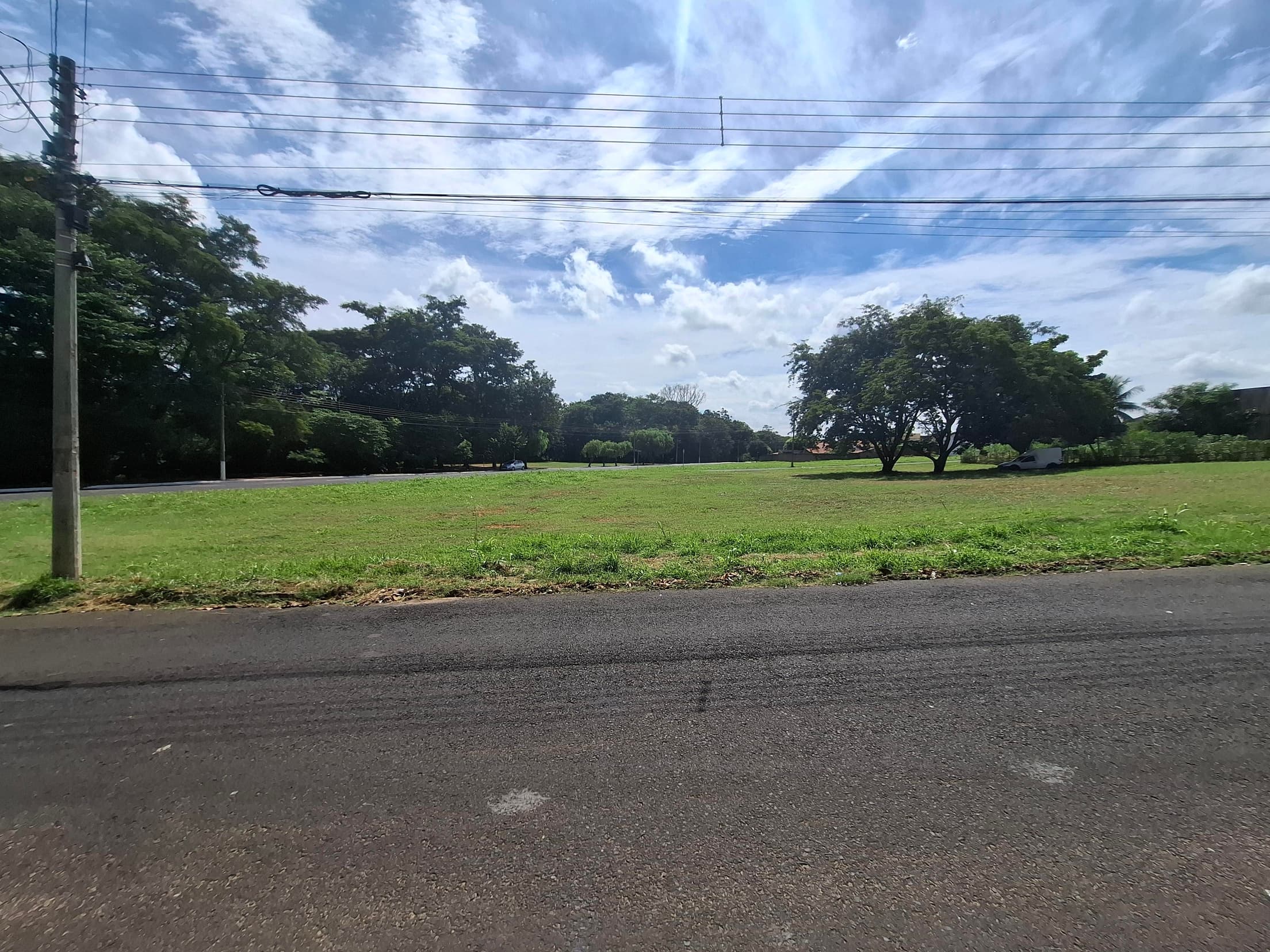 Foto 1 de 6: Terreno em leilão em Mirassol - SP — TERRENO LOCALIZADO NA RUA BRAZ LOPES COM ÁREA DE 306m², RESIDENCIAL CELINA DALUL, | MIRASSOLSP Nº 26.013