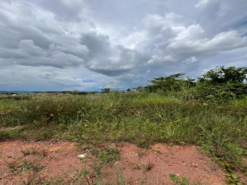 Foto 1 de 3: Terreno em leilão em Cerejeiras - RO, bairro José de Anchieta — Lote, 450.0 m2, Cerejeiras / RO