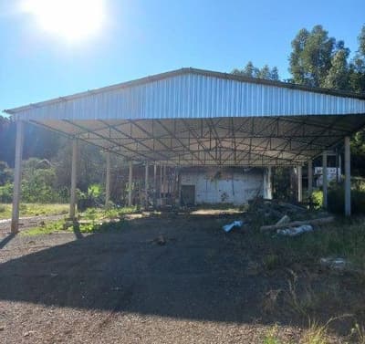 Foto 2 de 3: Area Rural em leilão em Enéas Marques - PR — Terreno rural com barracão com área de 40.722,97m2 localizado na linha Cristo Rei, na cidade de Eneas Marques/PR