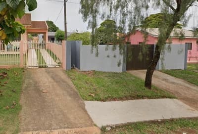 Foto 2 de 3: Casa em leilão em Medianeira - PR — Casa 430m², Nazaré, Medianeira/PR - Ocupada