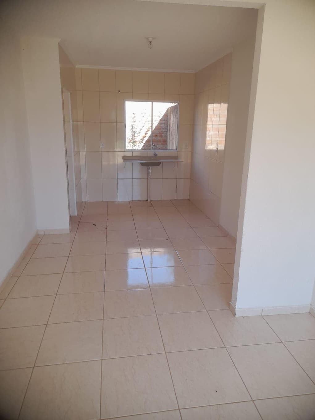 Foto 8 de 13: Casa em leilão em Neves Paulista - SP — Casa 100m², DESOCUPADA e vaga no Residencial Villagio Canto Chão, Neves Paulista/SP