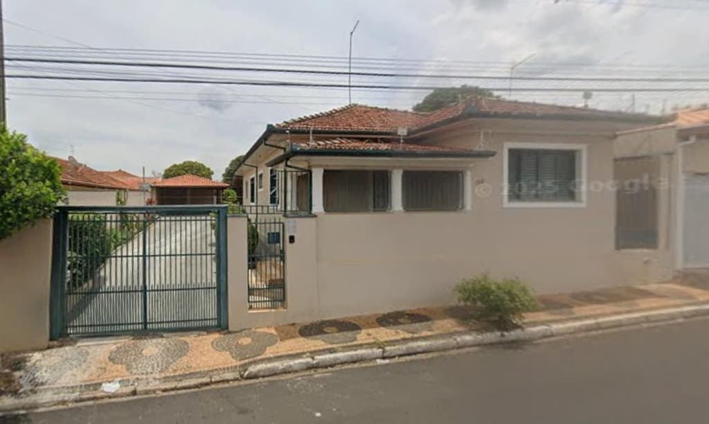 Casa em leilão em Santa Rita Do Passa Quatro - SP, bairro Vila Formoso — Casa 737m², Vila Formoso, Santa Rita do Passa Quatro/SP