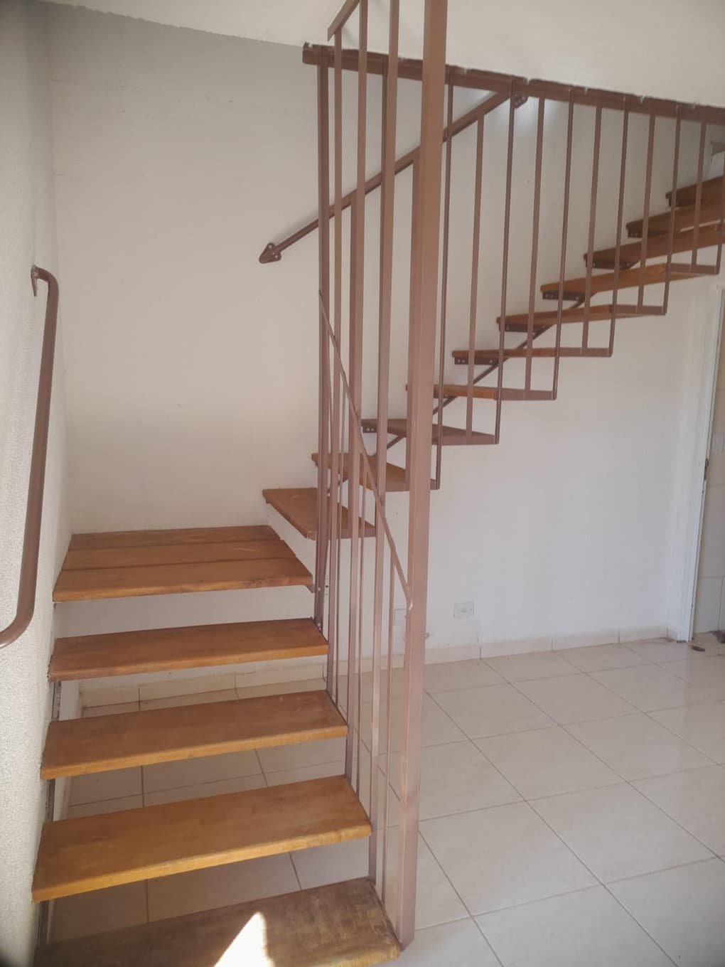 Foto 4 de 13: Casa em leilão em Neves Paulista - SP — Casa 100m², DESOCUPADA e vaga no Residencial Villagio Canto Chão, Neves Paulista/SP