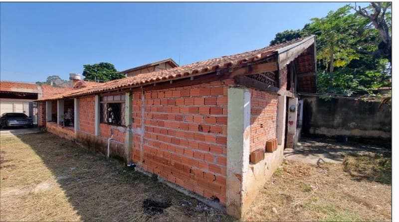 Foto 24 de 36: Terreno em leilão em Piracicaba - SP, bairro Vale do Sol — Terreno com área de 1000m² é composto por múltiplas edificações área de 250,00m² Rua Aristides Balbino, 147 - Vale do Sol - Piracicaba - SP .