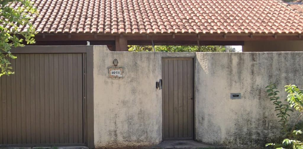 Foto 2 de 3: Casa em leilão em Aquidauana - MS, bairro Centro — Casa, A.T. 750m², 4 dorms, garagem, portão eletrônico, Centro