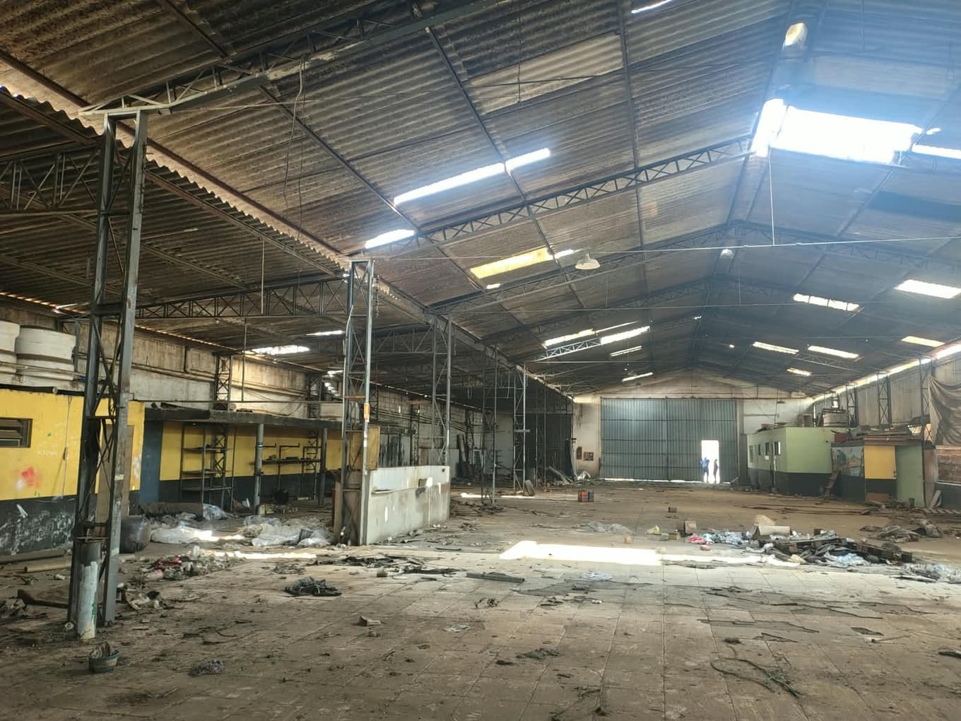 Foto 3 de 15: Comercial em leilão em Porto Ferreira - SP, bairro Vila Daniel — BARRACÃO - VILA DANIEL - PORTO FERREIRA/SP