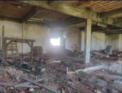 Foto 6 de 10: Comercial em leilão em Campo Mourão - PR — Prédio Inacabado com área de 2.220m², área total de 983,80m² - Campo Mourão/PR