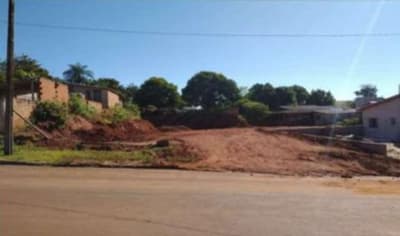 Terreno em leilão em Mariluz - PR, bairro Centro — IMÓVEL URBANO COM ÁREA TOTAL DE 675,00 M2 EM MARILUZ-PR
