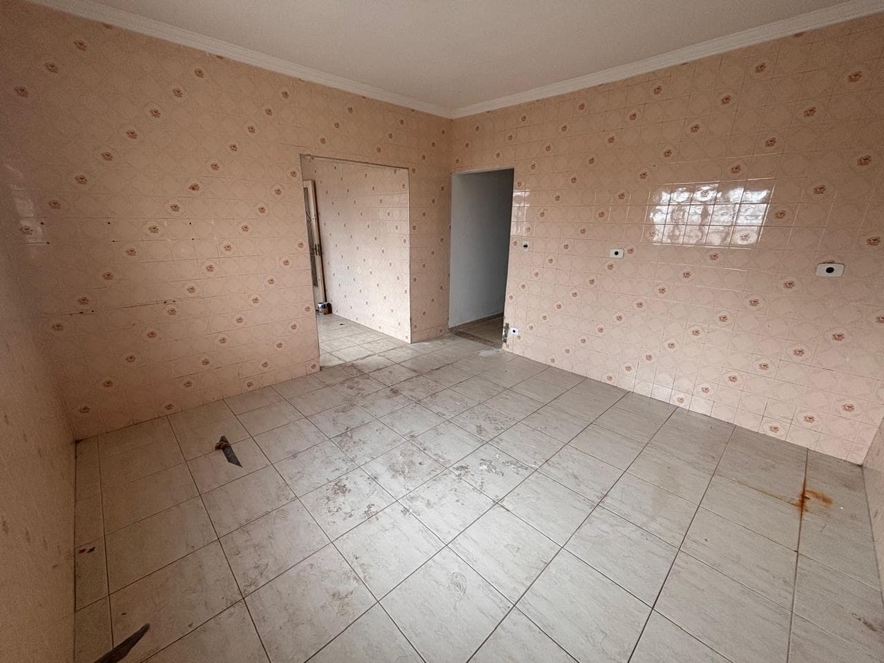 Foto 18 de 36: Casa em leilão em Hortolândia - SP — CASA COM 492m² A.T. e 216,20 de A.C. EM HORTOLÂNDIA/SP