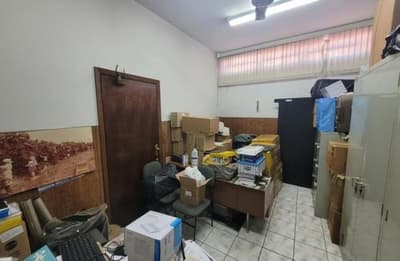 Foto 17 de 37: Comercial em leilão em Catanduva - SP — Imóvel Comercial, A.T. 572m², A.C. 341m², 9 salas, 2 recepções, 5 halls, garagem, Centro