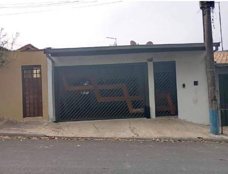 Foto 1 de 14: Casa em leilão em São Carlos - SP — Casa, A.T. 172m², A.C. 155m², 3 dorms, Res. Américo Alves Margarido