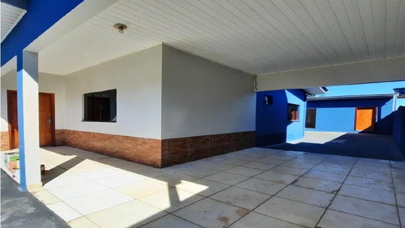 Foto 10 de 21: Casa em leilão em Colorado Do Oeste - RO — CASA RESIDENCIAL | A.T. 444,28 M² E A.C. 125 M² | COLORADO DOESTE/RO - LEILÃO EMPRESARIAL SISTÊMICO SICREDI