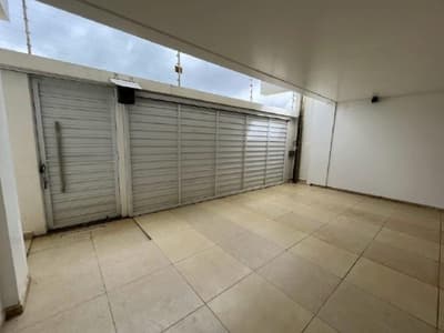 Foto 3 de 12: Casa em leilão em Garanhuns - PE, bairro Severiano Moraes Filho — SOBRADO RESIDENCIAL | A.T. 245,71 M² E A.C 261,73 M² BAIRRO SEVERINO MORAES FILHO | GARANHUNS/PE - LEILÃO EMPRESARIAL SISTÊMICO SICREDI