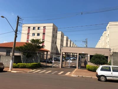 Apartamento em leilão em Campinas - SP — Apartamento nº 14 - Condomínio Residencial Takanos III - Campinas/SP
