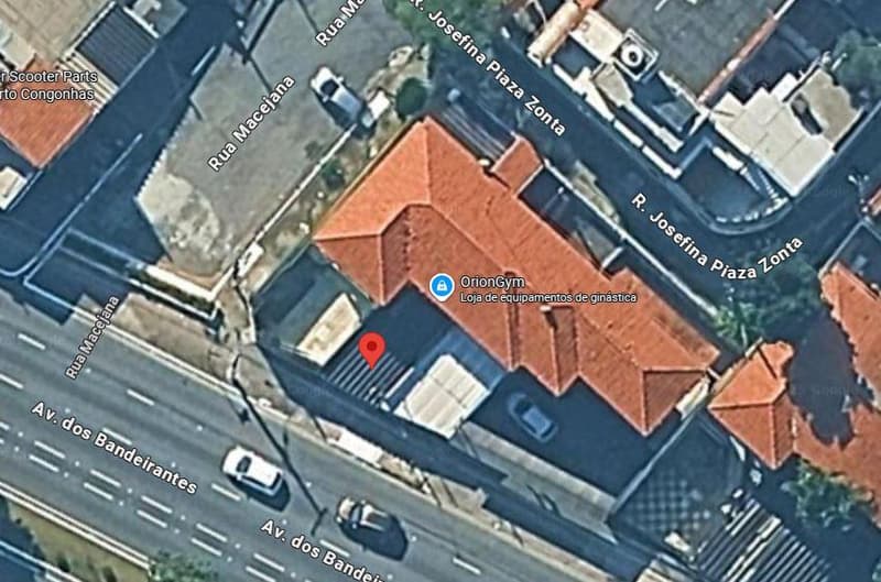 Casa em leilão em São Paulo - SP, bairro Indianápolis — IMÓVEL SITUADO NA AVENIDA DOS BANDEIRANTES, Nº 4487, INDIANÁPOLIS - SÃO PAULO/SP