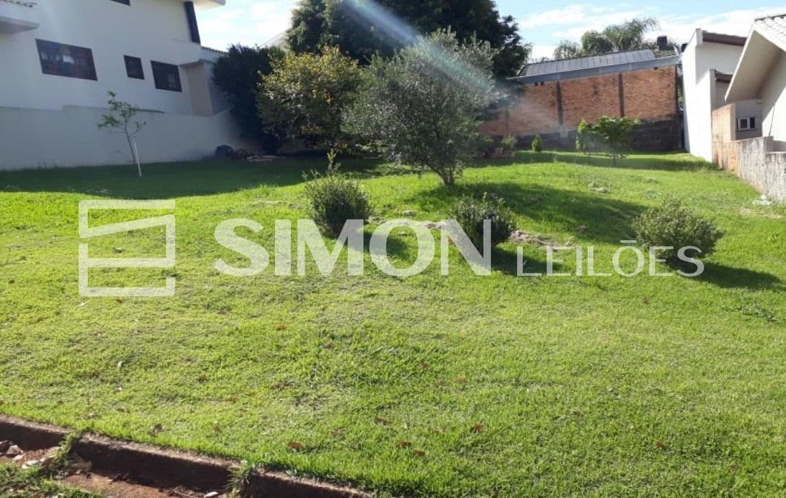 Terreno em leilão em Pato Branco - PR, bairro La Salle — Lote nº 02 (dois) da quadra nº 585 (quinhentos e oitenta e cinco), sita à Rua Diogo Antonio Feijó, entre a casa nº 140 e a casa de esquina com a rua Paulo Pezarico, La Salle, nesta cidade de Pato Bran