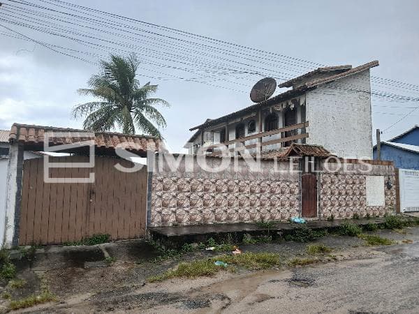 Casa em leilão em São Pedro Da Aldeia - RJ — SAO PEDRO DA ALDEIA/RJ, ESTRADA DA LAGOA, N. SN, QD H, LT 13, CASA, 180,82M² DE ÁREA PRIVATIVA, 360M² DE ÁREA DO TERRENO, 1 QTS, A.SERV, WC, SL, COZINHA, IPTU: 31615000, MATRÍCULA: 10787, OFÍCIO: 1, A