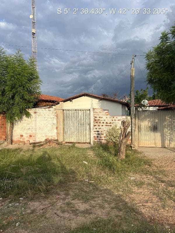 Casa em leilão em Altos - PI, bairro Altos — Casa 69,6m², 2 dormitório(s), 1 vaga(s) na garagem - , ALTOS PI