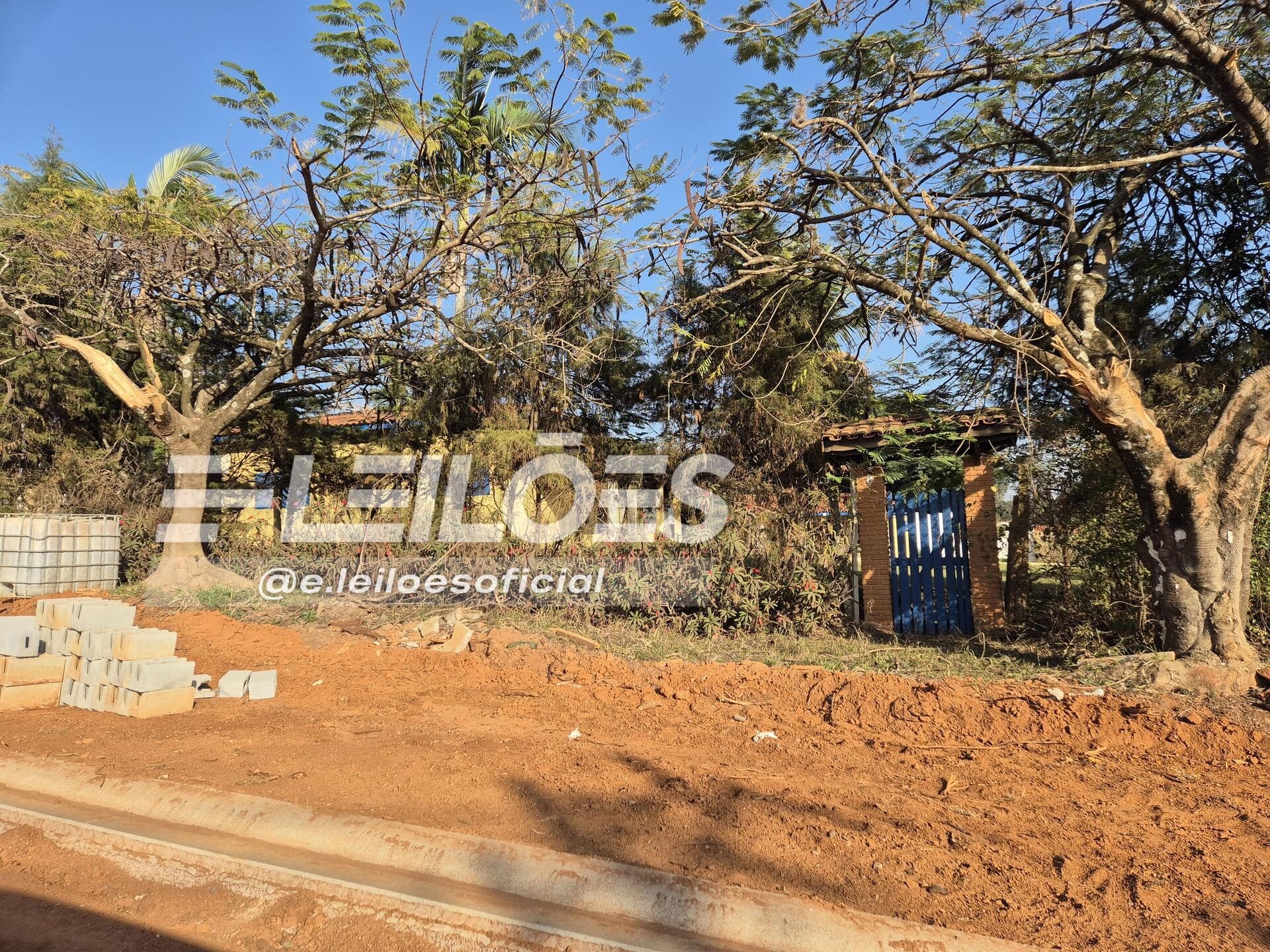 Foto 1 de 17: Casa em leilão em Araçoiaba Da Serra - SP — Chácara, área de 1.100m² - Araçoiaba da Serra SP
