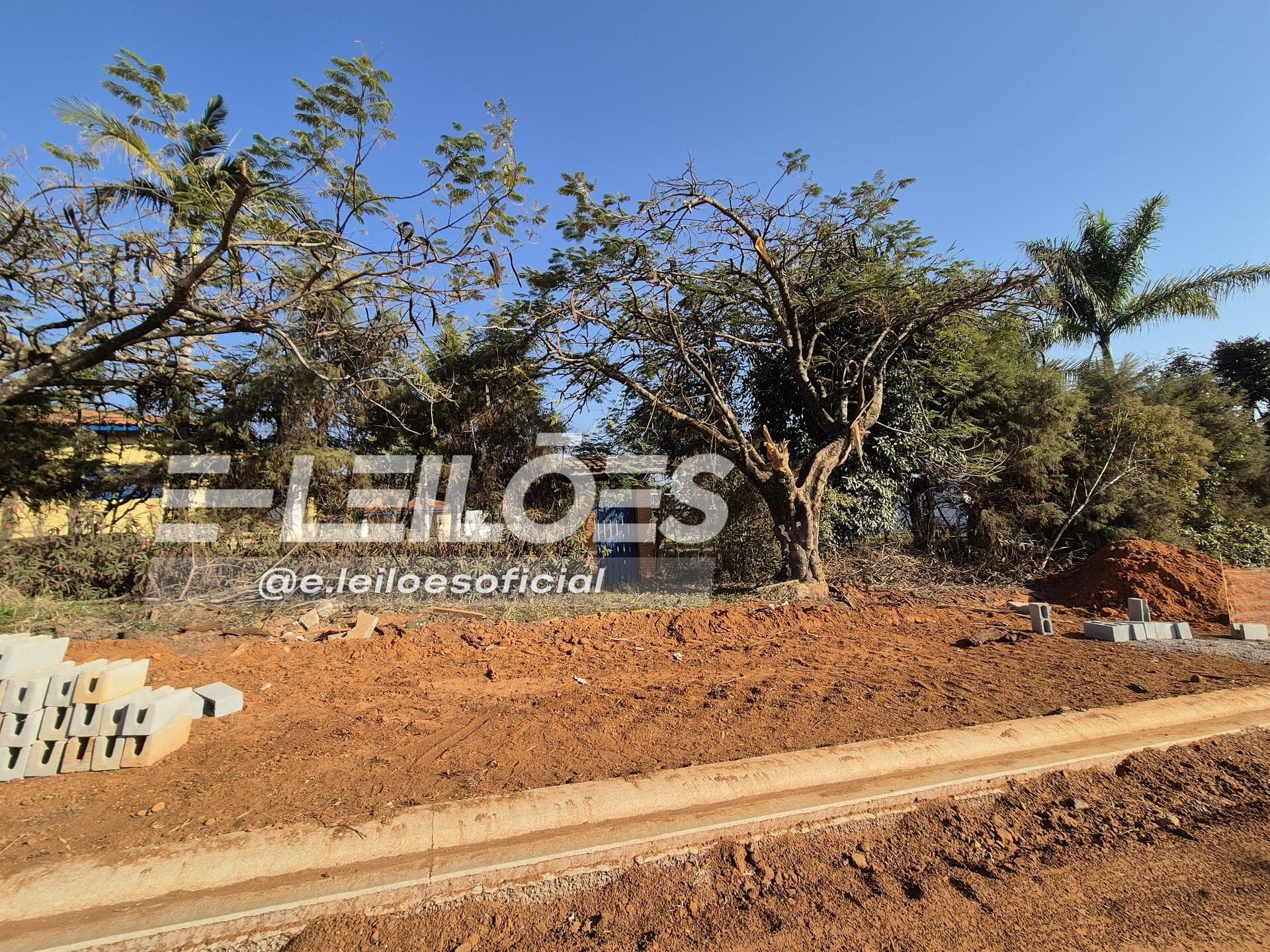 Foto 2 de 17: Casa em leilão em Araçoiaba Da Serra - SP — Chácara, área de 1.100m² - Araçoiaba da Serra SP