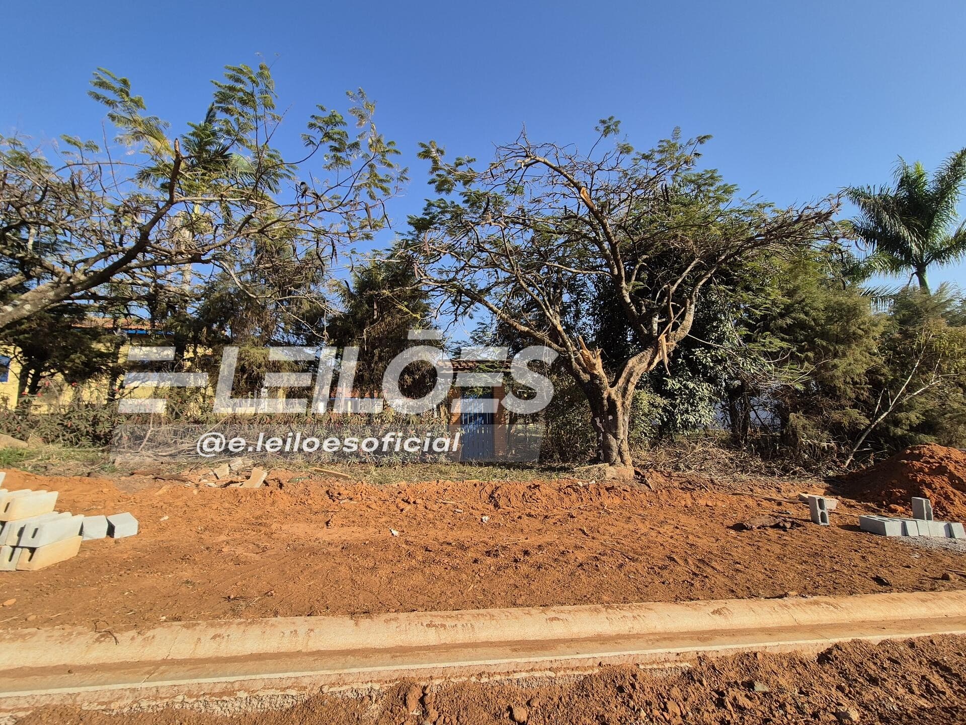 Foto 3 de 17: Casa em leilão em Araçoiaba Da Serra - SP — Chácara, área de 1.100m² - Araçoiaba da Serra SP