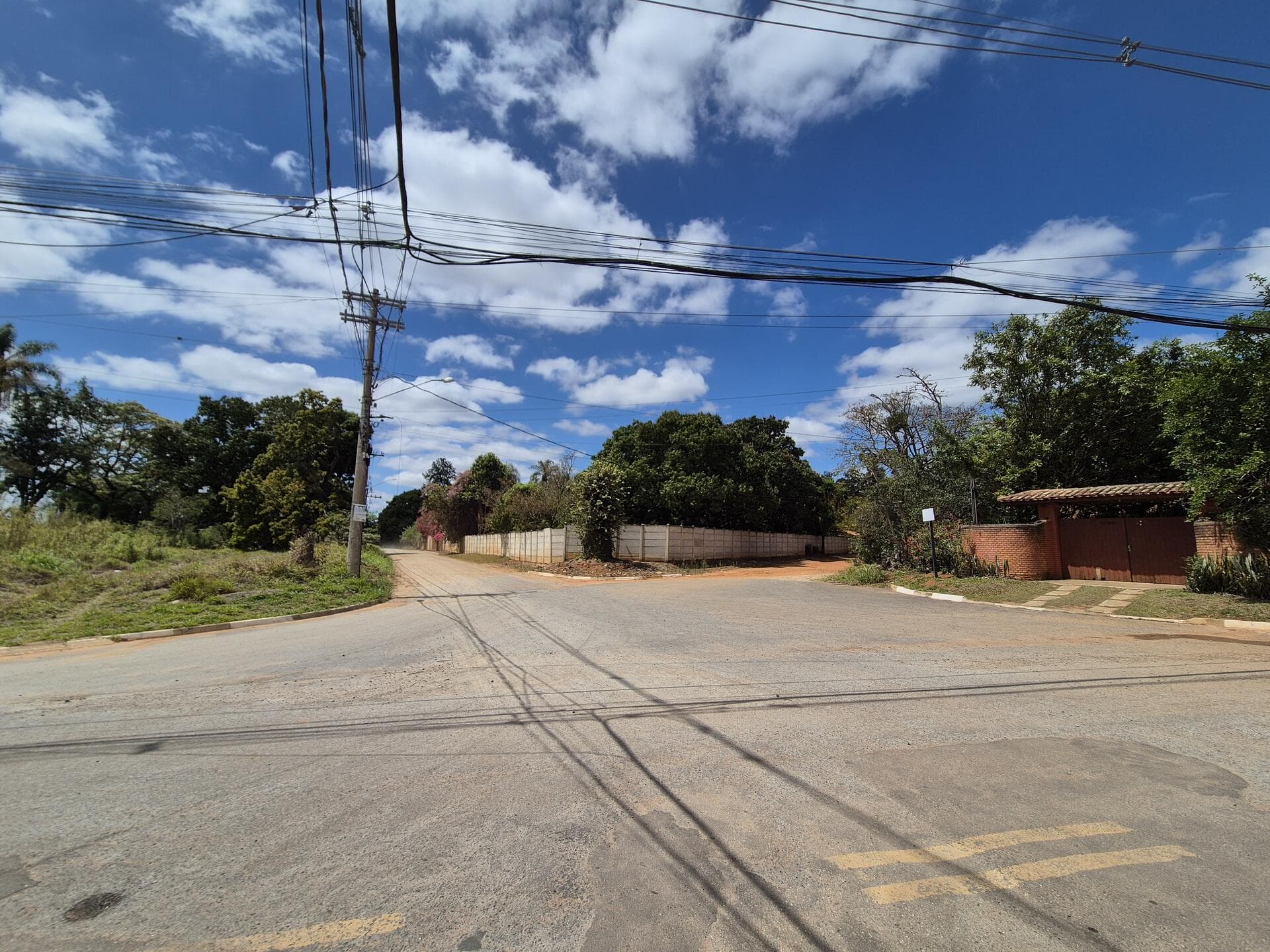 Foto 13 de 46: Terreno em leilão em Araçoiaba Da Serra - SP — Terreno com área de 4.235m² - Araçoiaba da Serra SP
