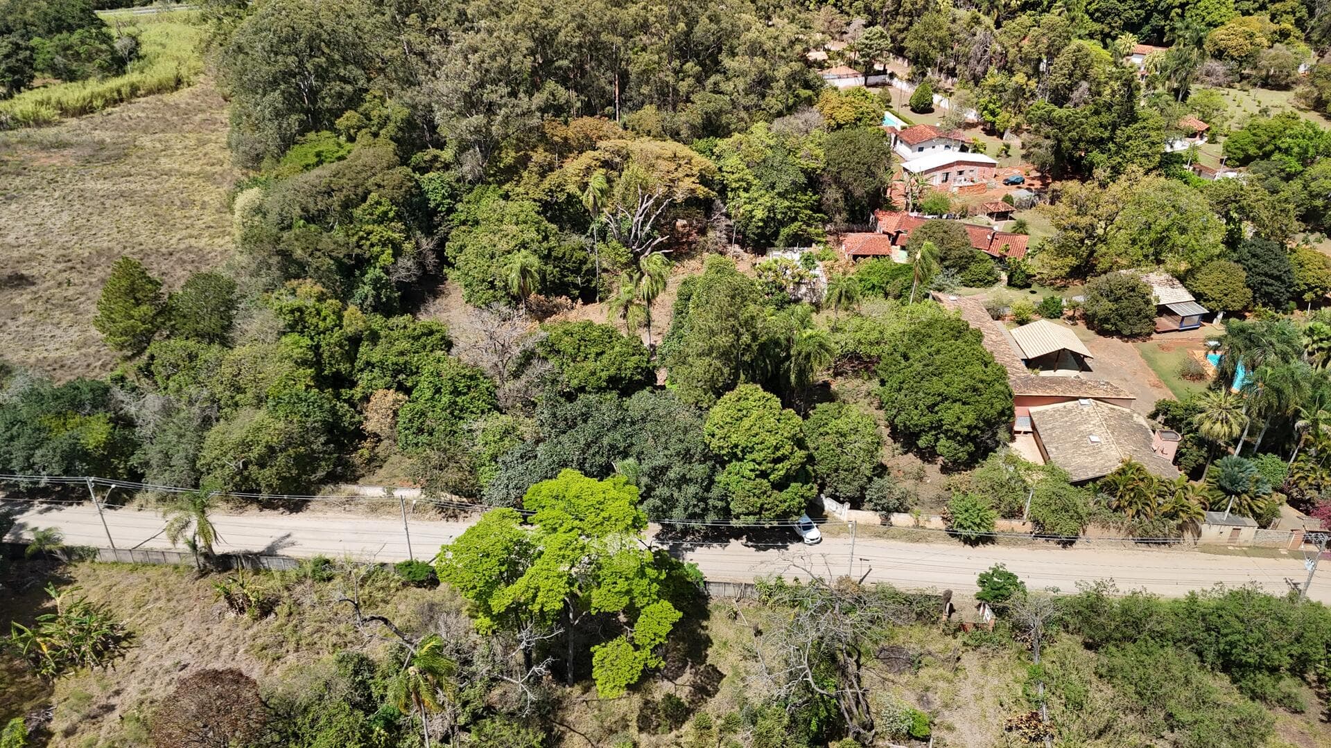 Foto 19 de 46: Terreno em leilão em Araçoiaba Da Serra - SP — Terreno com área de 4.235m² - Araçoiaba da Serra SP
