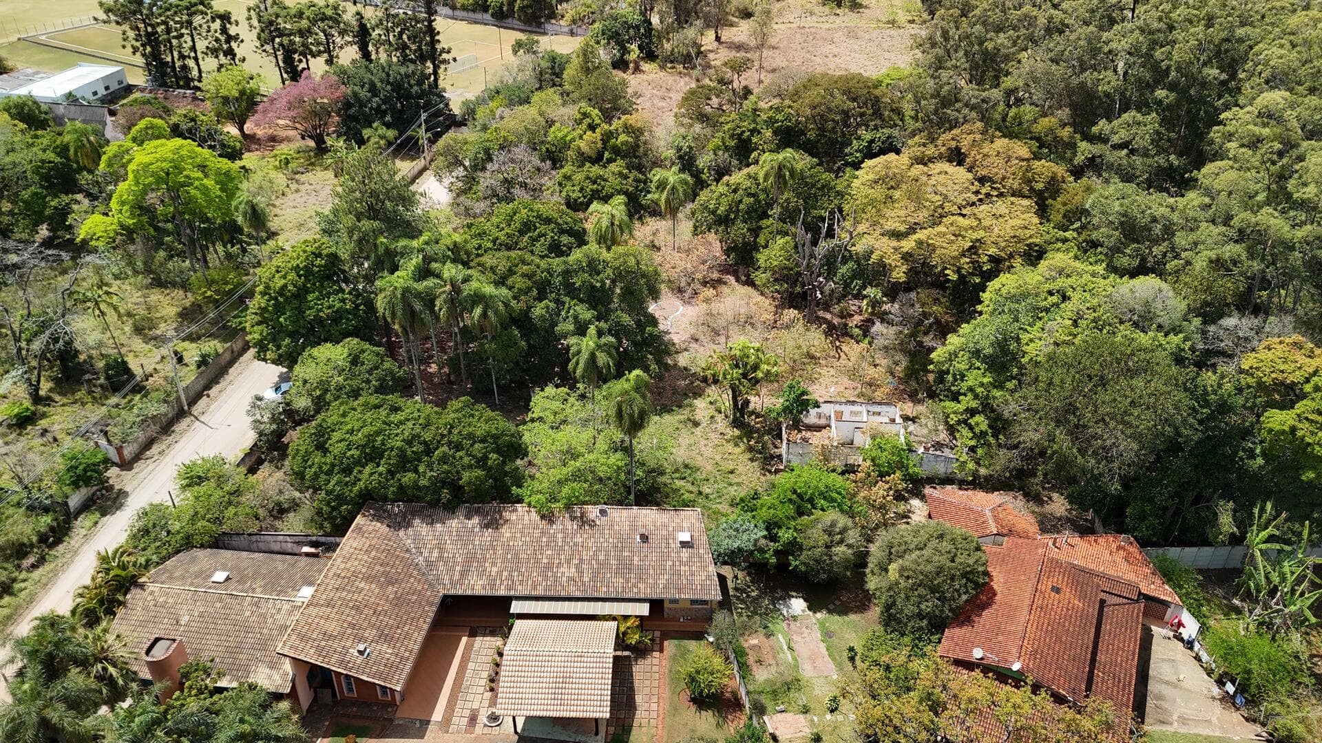 Foto 29 de 46: Terreno em leilão em Araçoiaba Da Serra - SP — Terreno com área de 4.235m² - Araçoiaba da Serra SP