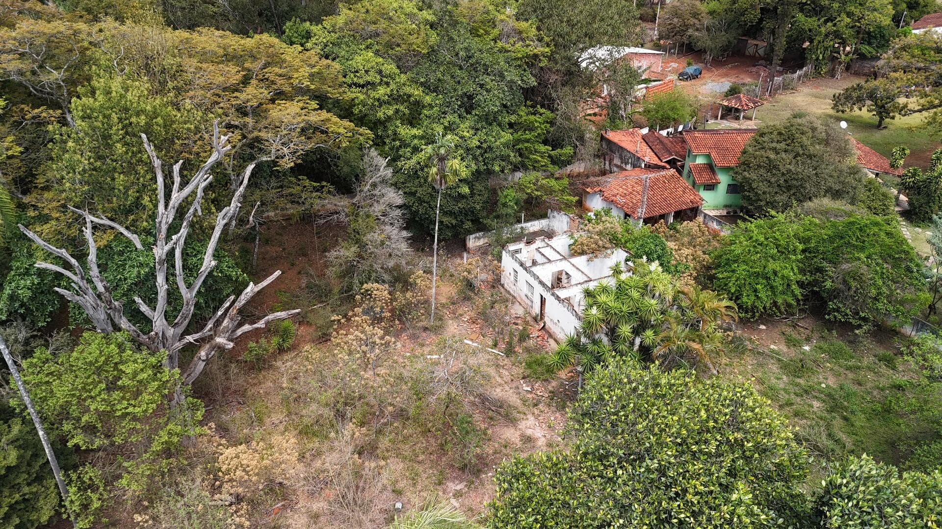 Foto 39 de 46: Terreno em leilão em Araçoiaba Da Serra - SP — Terreno com área de 4.235m² - Araçoiaba da Serra SP
