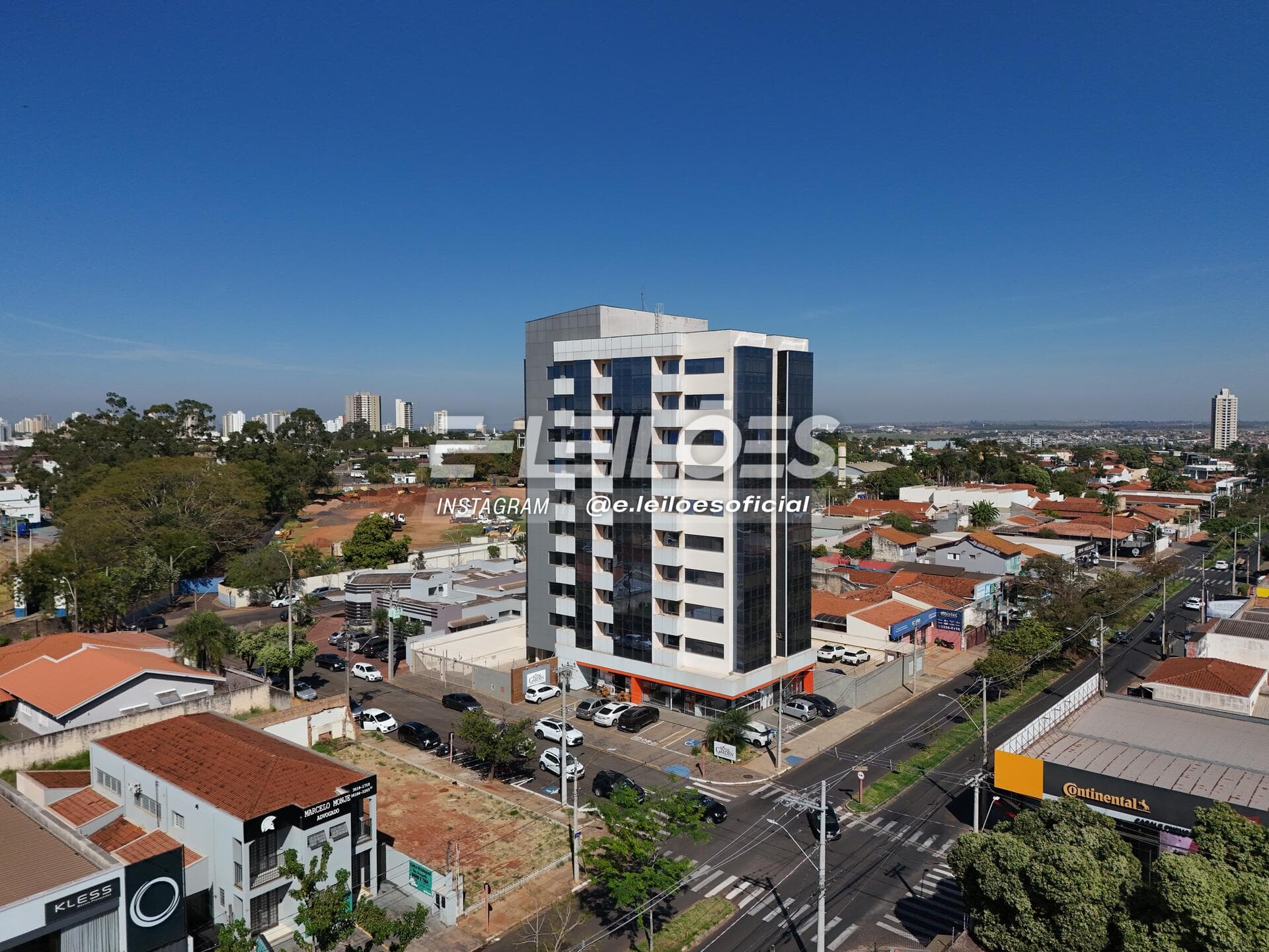 Foto 1 de 5: Comercial em leilão em Araraquara - SP, bairro Vila Velosa — Sala comercial, área total de 71,4327m² - Araraquara/SP