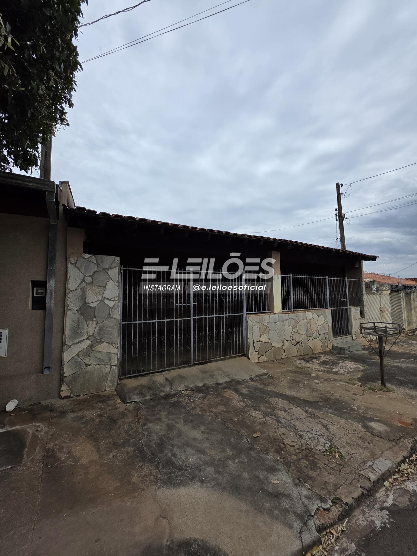 Foto 5 de 14: Casa em leilão em Lins - SP, bairro Parque Alto da Boa Vista — Prédio residencial com 225,24m² - Parque Alto da Boa Vista - Lins/SP