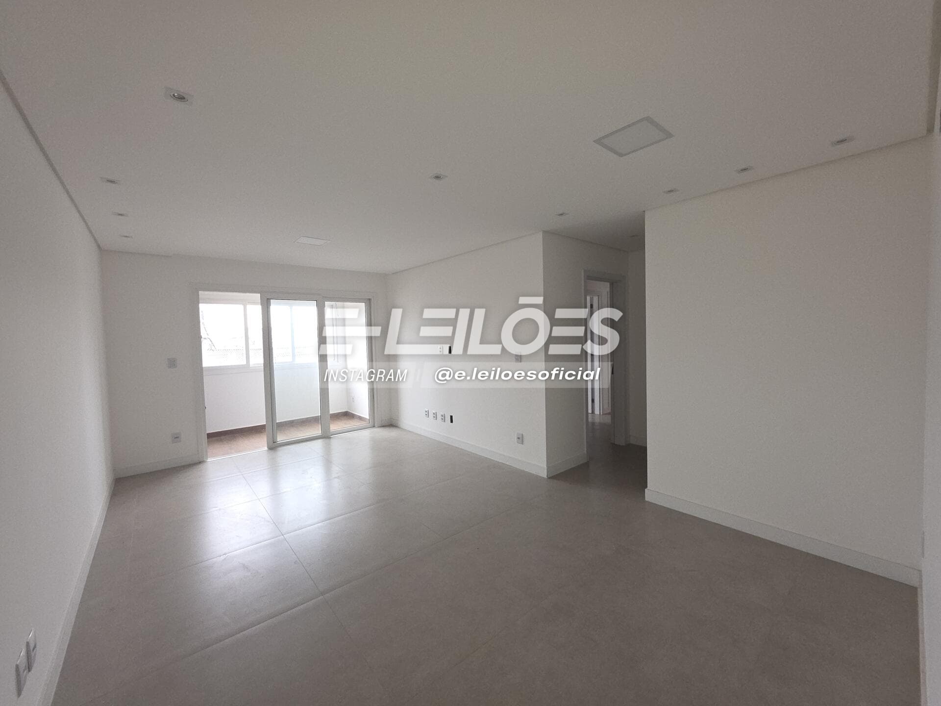 Foto 12 de 24: Apartamento em leilão em Bauru - SP, bairro Jardim Terra Branca — Apto. área total 161,1774m² - Torre Kyoto Residencial Oriente - Bauru/SP