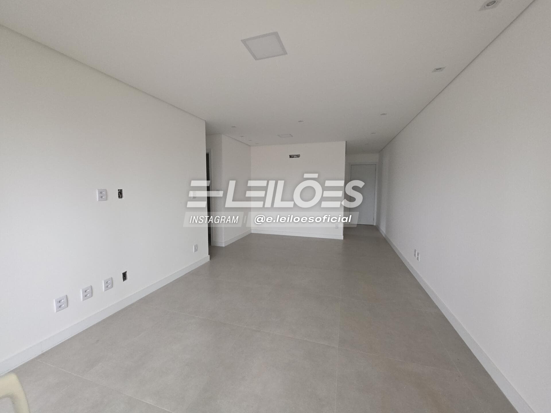Foto 14 de 24: Apartamento em leilão em Bauru - SP, bairro Jardim Terra Branca — Apto. área total 161,1774m² - Torre Kyoto Residencial Oriente - Bauru/SP
