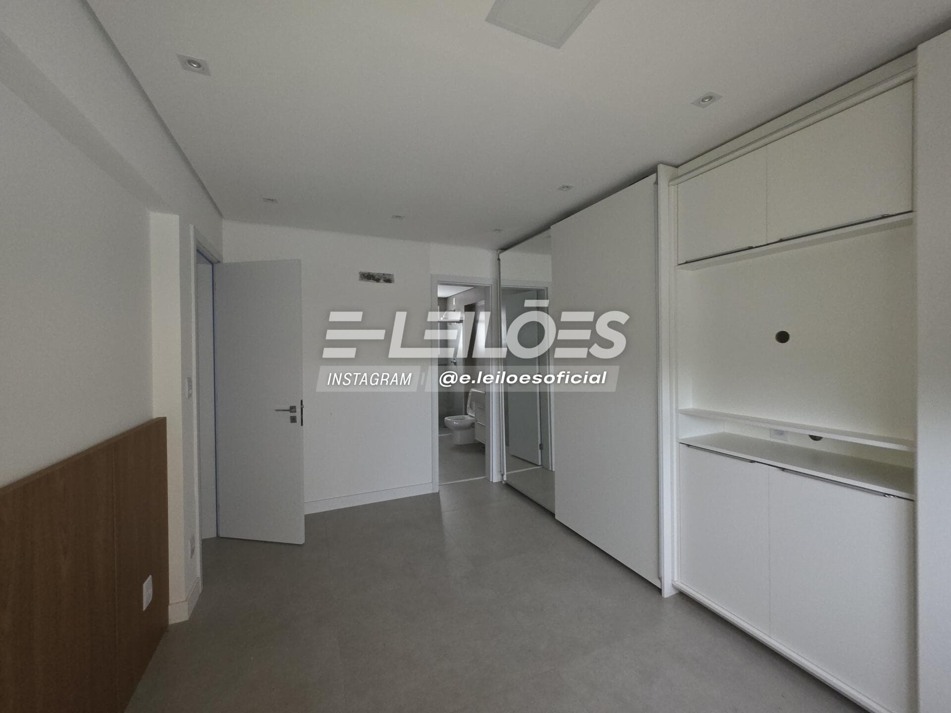 Foto 14 de 24: Apartamento em leilão em Bauru - SP, bairro Jardim Terra Branca — Apto. área total 161,17m² - Torre Kyoto Residencial Oriente - Bauru/SP