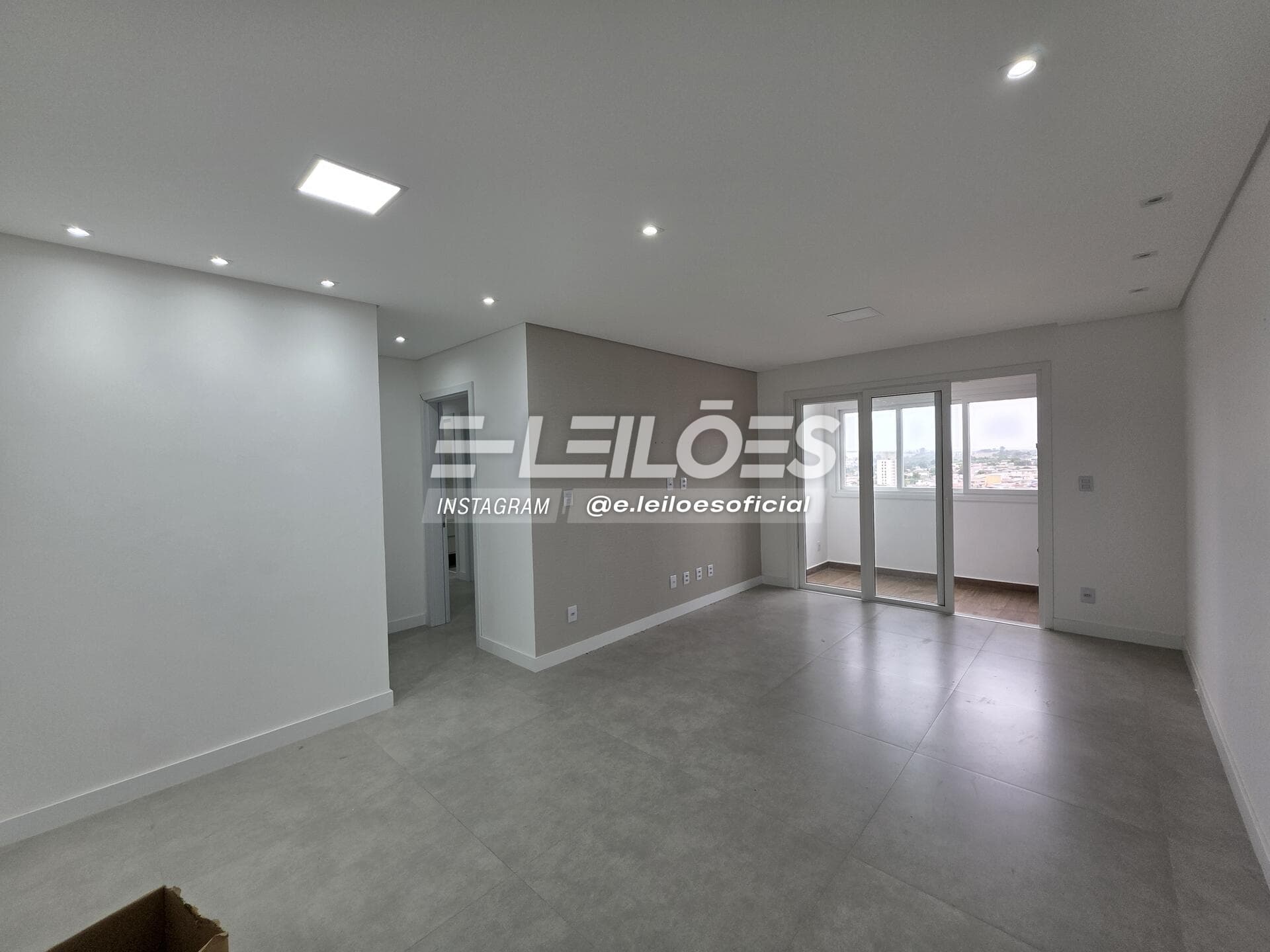 Foto 8 de 27: Apartamento em leilão em Bauru - SP, bairro Jardim Terra Branca — Apto. área total 161,17m² - Torre Kyoto Residencial Oriente - Bauru/SP