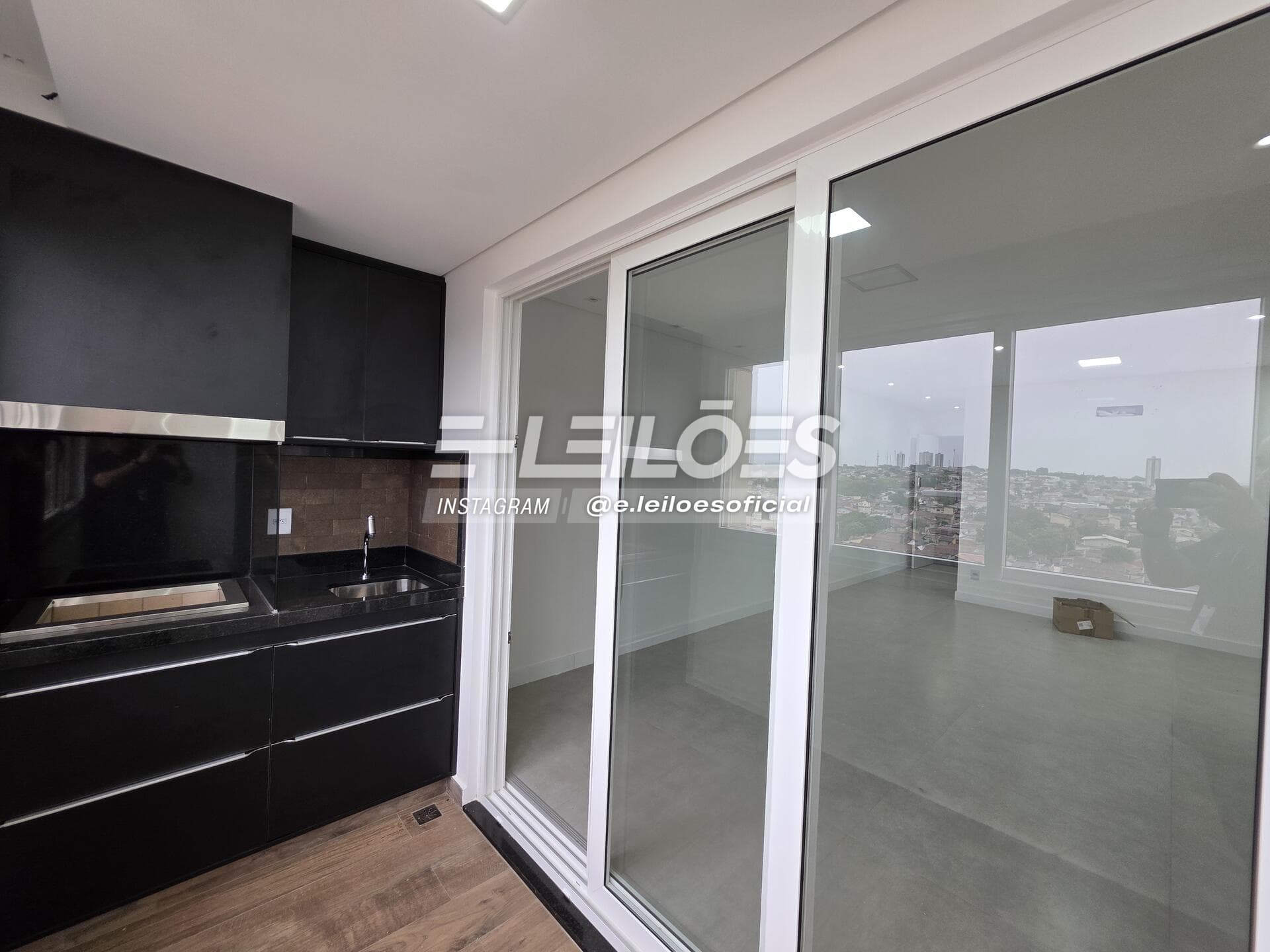 Foto 9 de 27: Apartamento em leilão em Bauru - SP, bairro Jardim Terra Branca — Apto. área total 161,17m² - Torre Kyoto Residencial Oriente - Bauru/SP