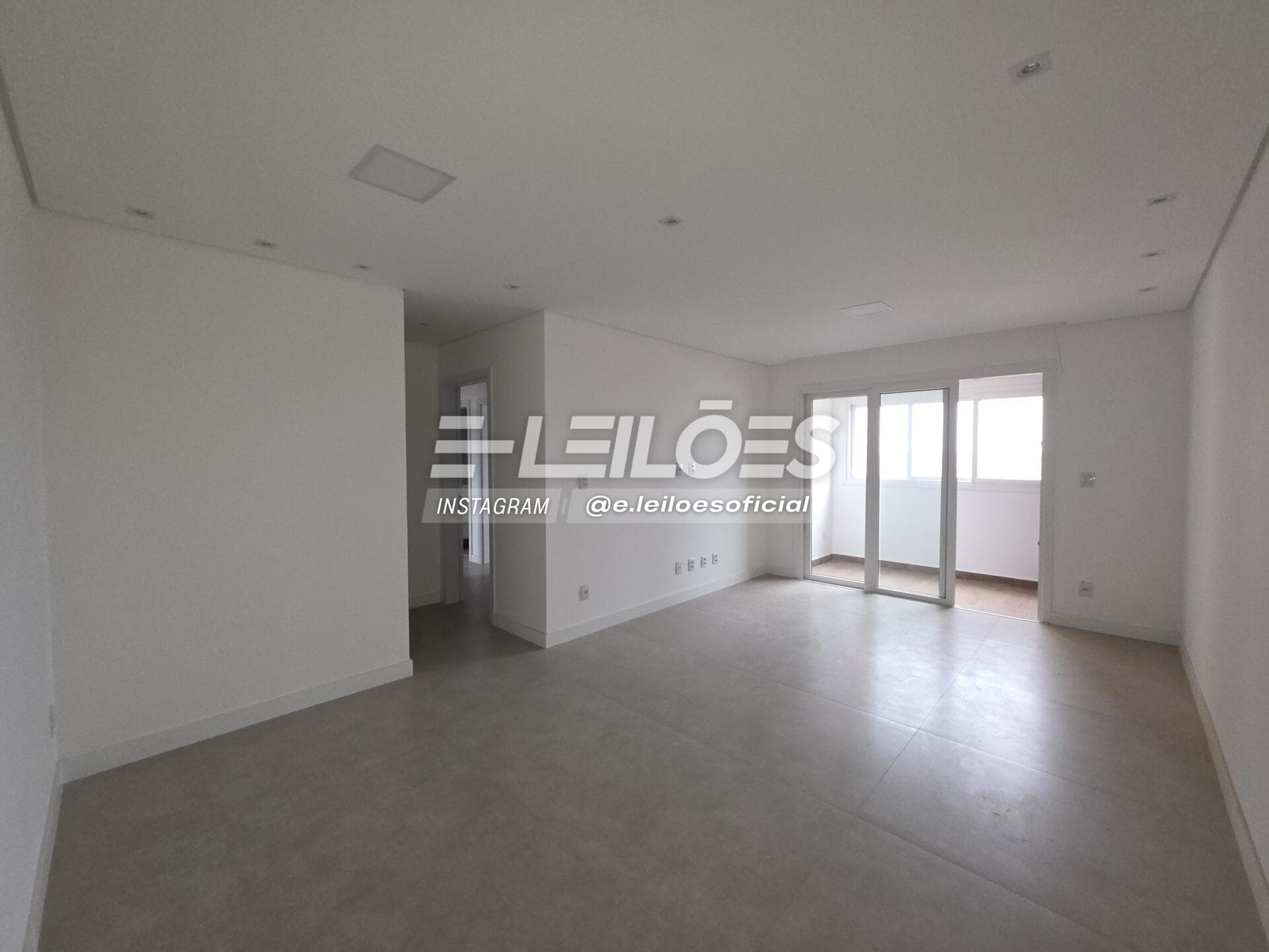 Foto 8 de 27: Apartamento em leilão em Bauru - SP, bairro Jardim Terra Branca — Apto. área total 161,17m² - Torre Kyoto Residencial Oriente - Bauru/SP