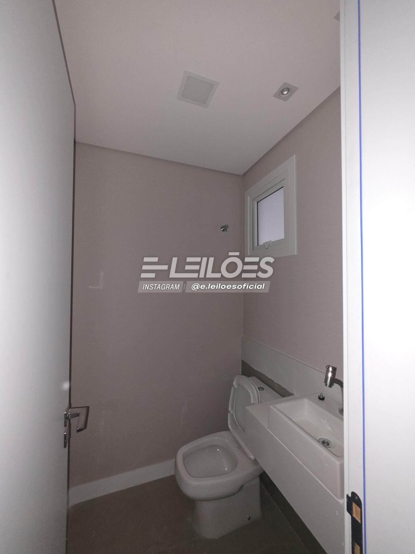 Foto 11 de 27: Apartamento em leilão em Bauru - SP, bairro Jardim Terra Branca — Apto. área total 161,17m² - Torre Kyoto Residencial Oriente - Bauru/SP