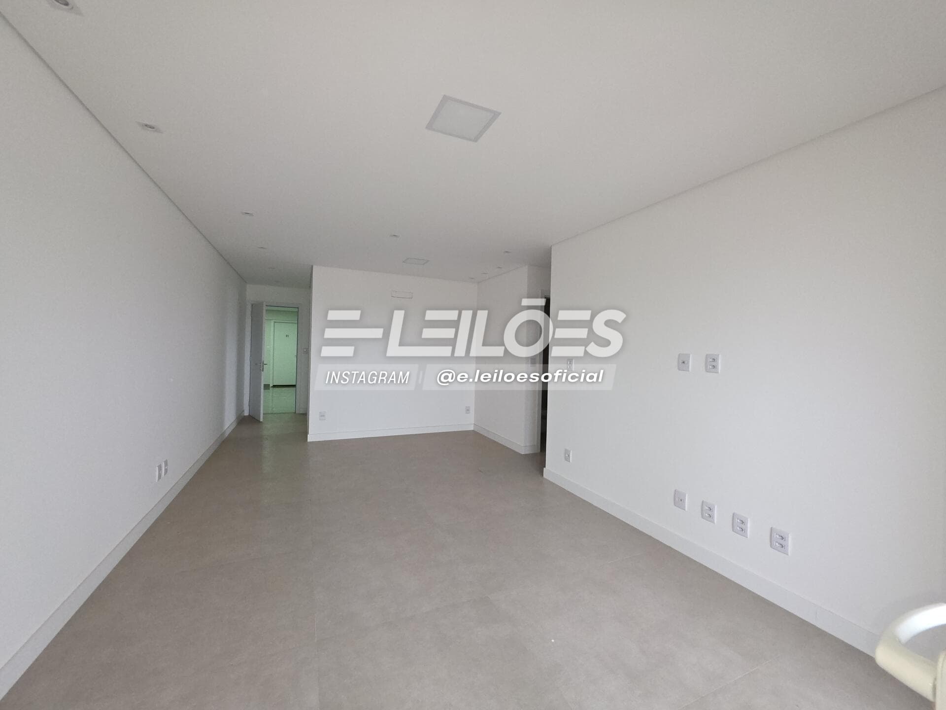 Foto 11 de 29: Apartamento em leilão em Bauru - SP, bairro Jardim Terra Branca — Apto. área total 161,17m² - Torre Kyoto Residencial Oriente - Bauru/SP