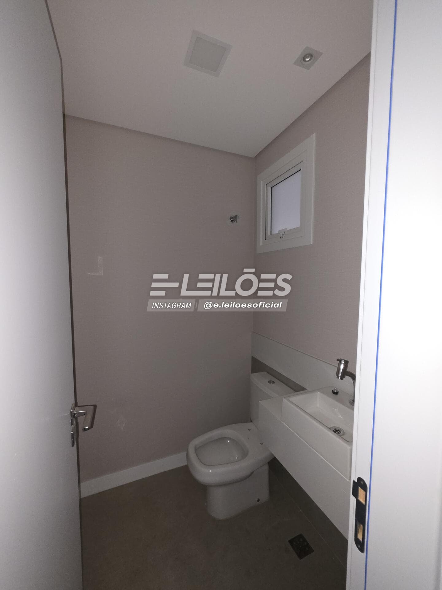 Foto 12 de 29: Apartamento em leilão em Bauru - SP, bairro Jardim Terra Branca — Apto. área total 161,17m² - Torre Kyoto Residencial Oriente - Bauru/SP