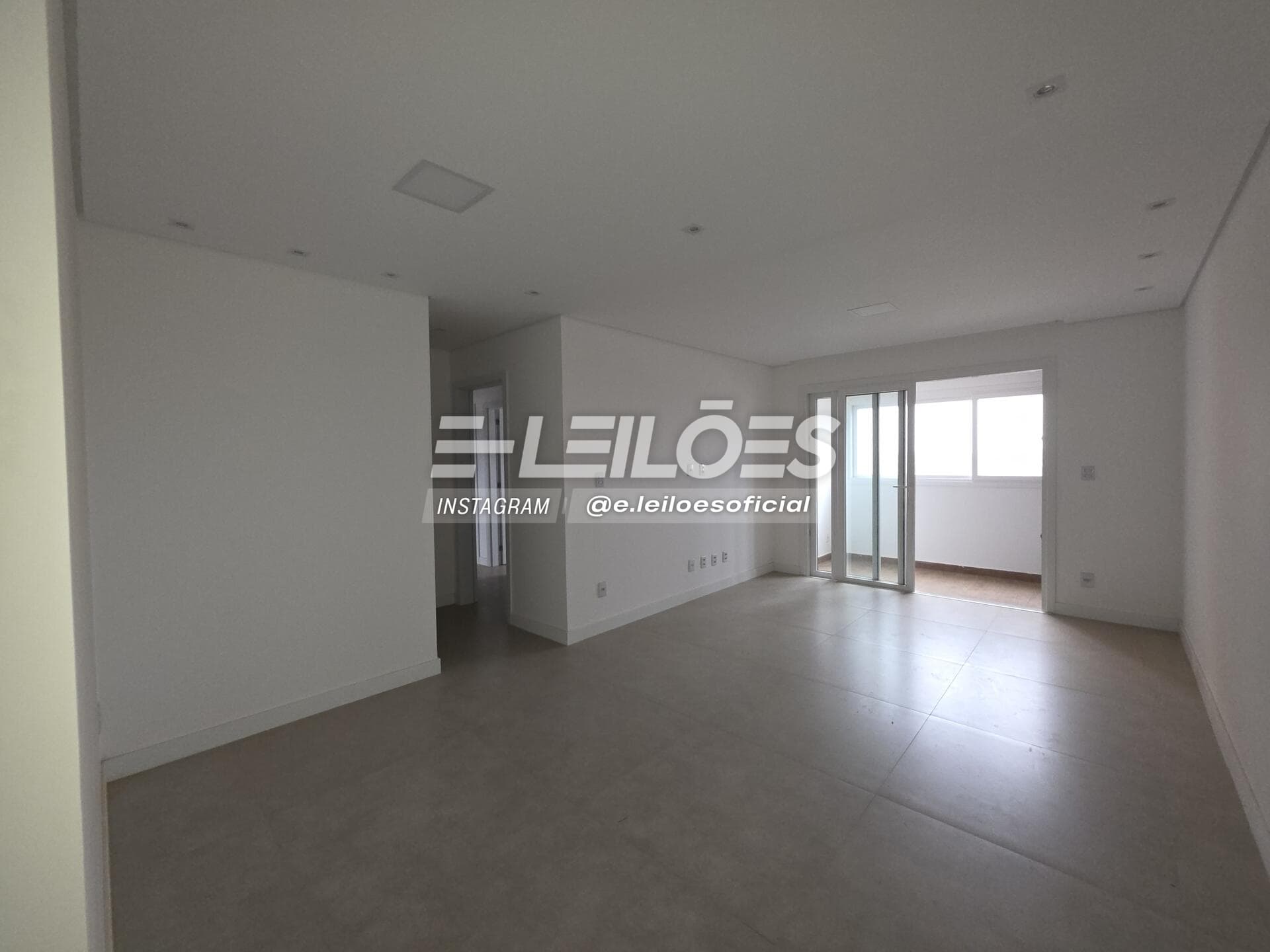 Foto 7 de 28: Apartamento em leilão em Bauru - SP, bairro Jardim Terra Branca — Apto. área total 161,17m² - Torre Kyoto Residencial Oriente - Bauru/SP