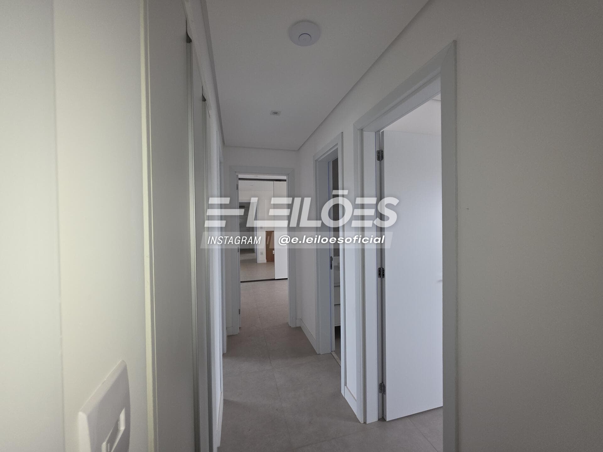 Foto 11 de 28: Apartamento em leilão em Bauru - SP, bairro Jardim Terra Branca — Apto. área total 161,17m² - Torre Kyoto Residencial Oriente - Bauru/SP