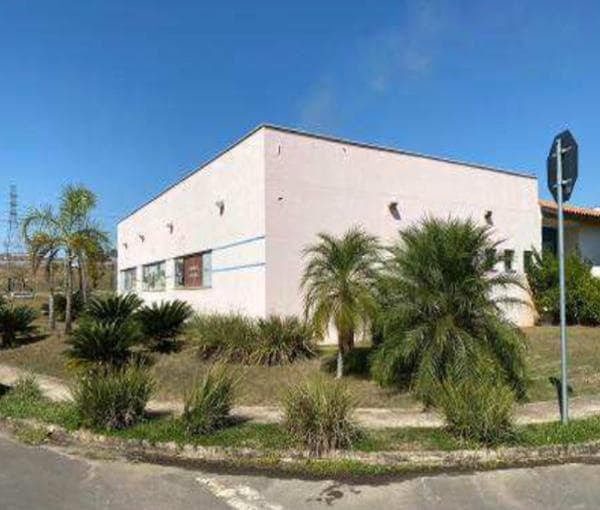 Comercial em leilão em Piracicaba - SP — Galpão E Terreno Em Piracicaba
