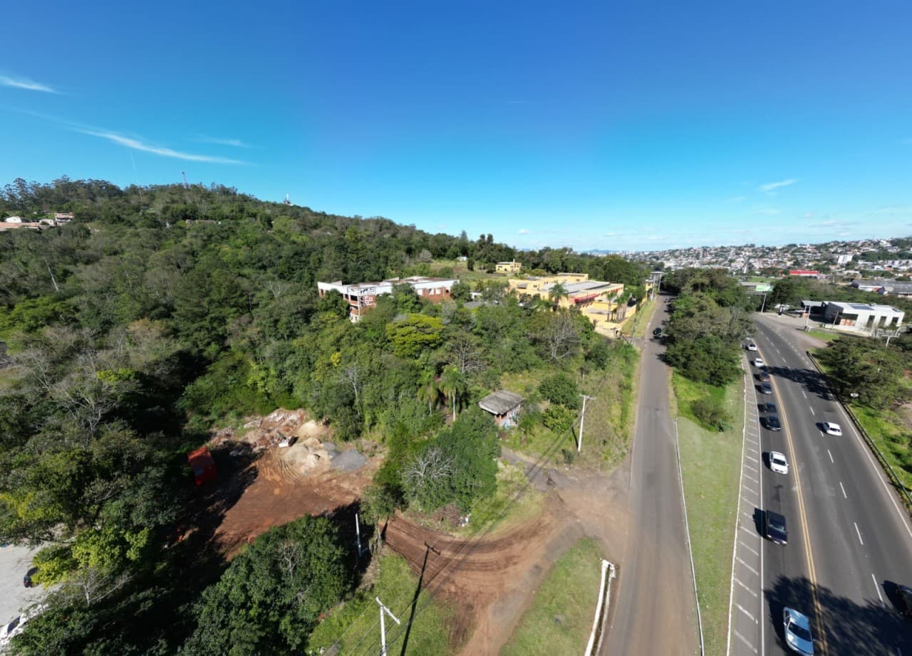 Foto 21 de 38: Terreno em leilão em Novo Hamburgo - RS, bairro Roselândia — TERRENO DE 7.341,87m² FRENTE PARA A BR 116 EM NOVO HAMBURGO/RS