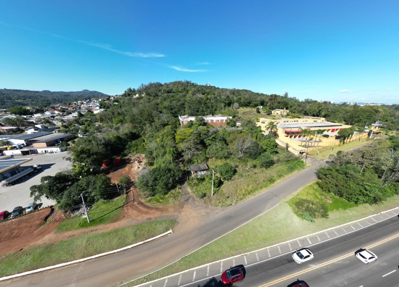 Foto 19 de 38: Terreno em leilão em Novo Hamburgo - RS, bairro Roselândia — TERRENO DE 7.341,87m² FRENTE PARA A BR 116 EM NOVO HAMBURGO/RS